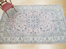 画像4: 美品 ペルシャ 絨毯 カシャーン 3m リビング ダイニング 大判 サイズ 297 x 198 cm n235 手織り トライバル ラグ 天然 ウール 敷物 マット カーペット ピンク メダリオン 草木 花 柄 ヴィンテージ ビンテージ (4)