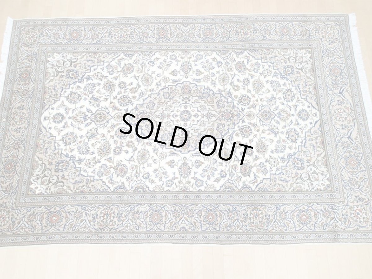 画像3: 美品 ペルシャ 絨毯 カシャーン 3m リビング ダイニング 大判 サイズ 305 x 200 cm n220 手織り トライバル ラグ 天然 ウール 敷物 マット カーペット 白 メダリオン 草木 花 柄 ヴィンテージ ビンテージ (3)