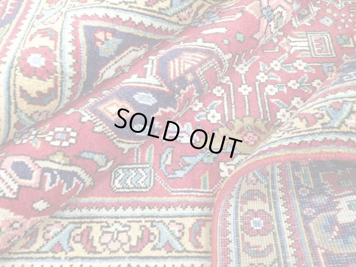 画像15: オールド ペルシャ 絨毯 タブリーズ 3m リビング ダイニング 大判 サイズ  297 x 195 cm P120 手織り トライバル ラグ 天然 ウール 敷物 マット カーペット 紺 赤 メダリオン 草木 花 柄 ヴィンテージ ビンテージ OLD (15)