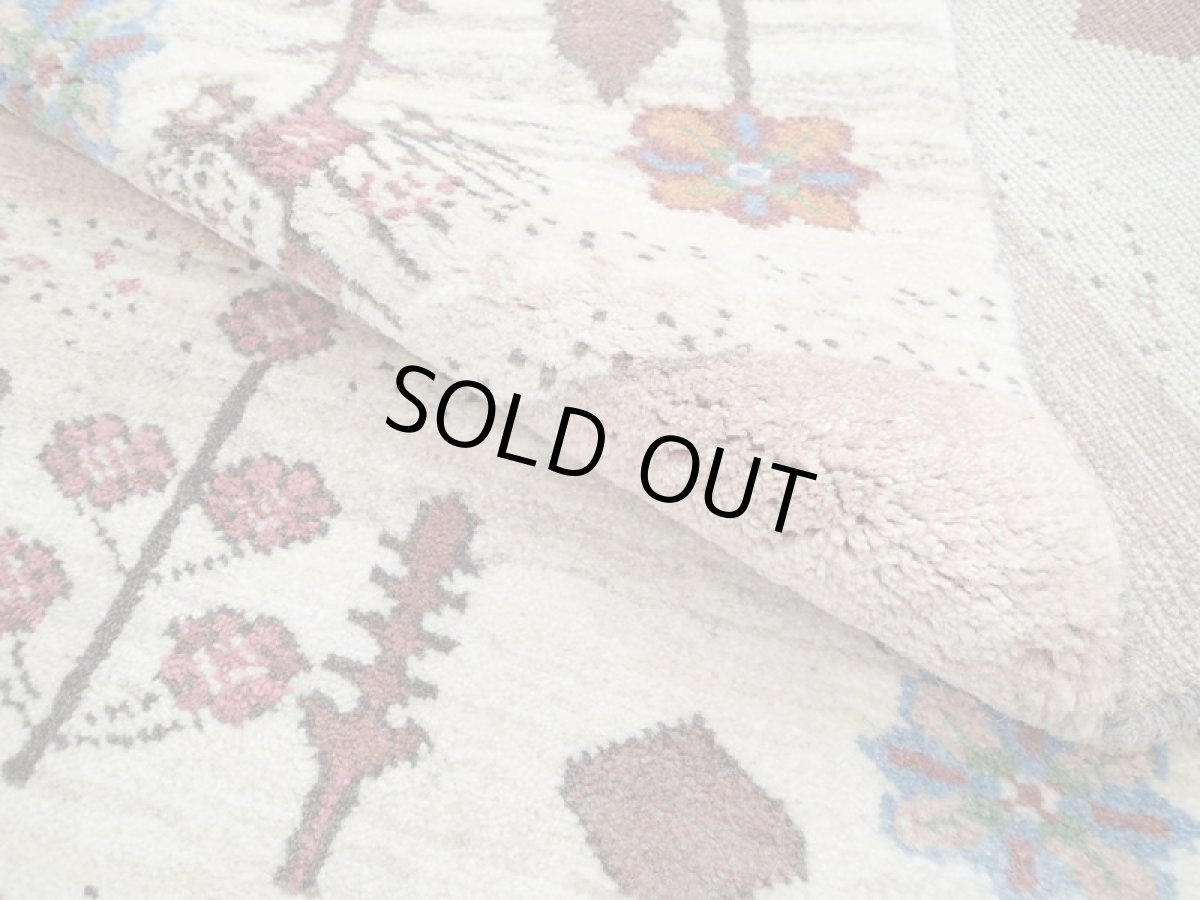 画像12: 新品 ペルシャ ギャッベ 2m リビング ダイニング サイズ 204 x 155 cm n205 ハンドメイド ギャベ 手織り トライバル ラグ 天然 ウール 敷物 マット カーペット クリーム ピンク マルチカラー グラデーション (12)