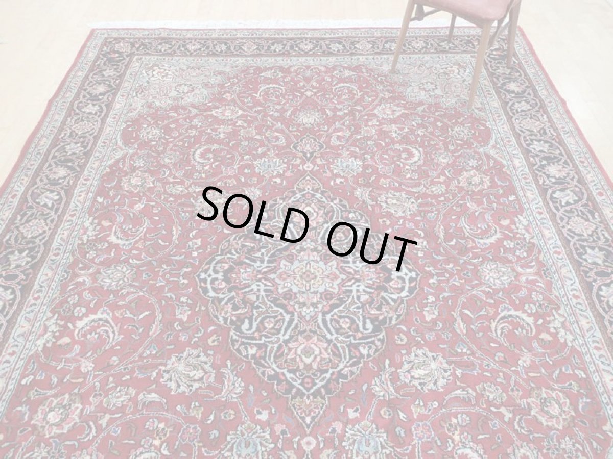 画像8: 美品 ペルシャ 絨毯 サルーク 3.5m リビング ダイニング 大判 サイズ 350 x 250 cm 67 ウール 手織り トライバル ラグ ハンドメイド マット カーペット 赤 ヴィンテージ  鮮やかで深みのある赤のコントラストが美しい (8)