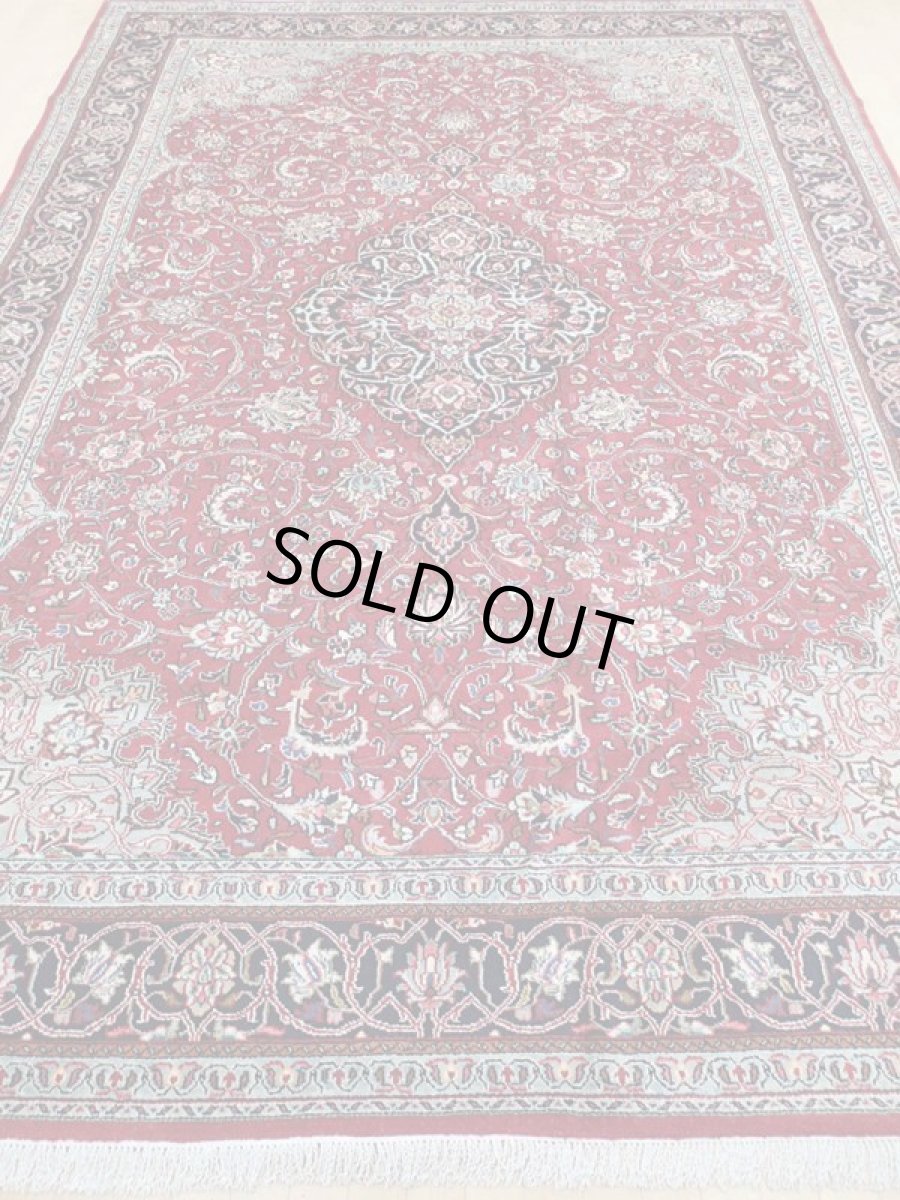 画像5: 美品 ペルシャ 絨毯 サルーク 3.5m リビング ダイニング 大判 サイズ 350 x 250 cm 67 ウール 手織り トライバル ラグ ハンドメイド マット カーペット 赤 ヴィンテージ  鮮やかで深みのある赤のコントラストが美しい (5)