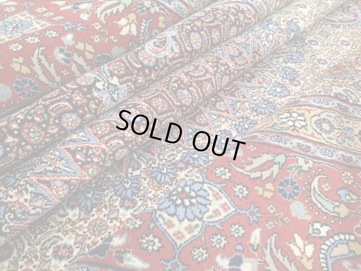 画像13: 新品 ペルシャ 絨毯 ムード 3.8m リビング ダイニング サイズ 388 x 290 cm 89 ウール シルク 手織り ラグ ハンドメイド カーペット 敷物 クリーム 紺 エンジ 弾力ある柔らかな毛足 10畳程度のお部屋にお勧め (13)