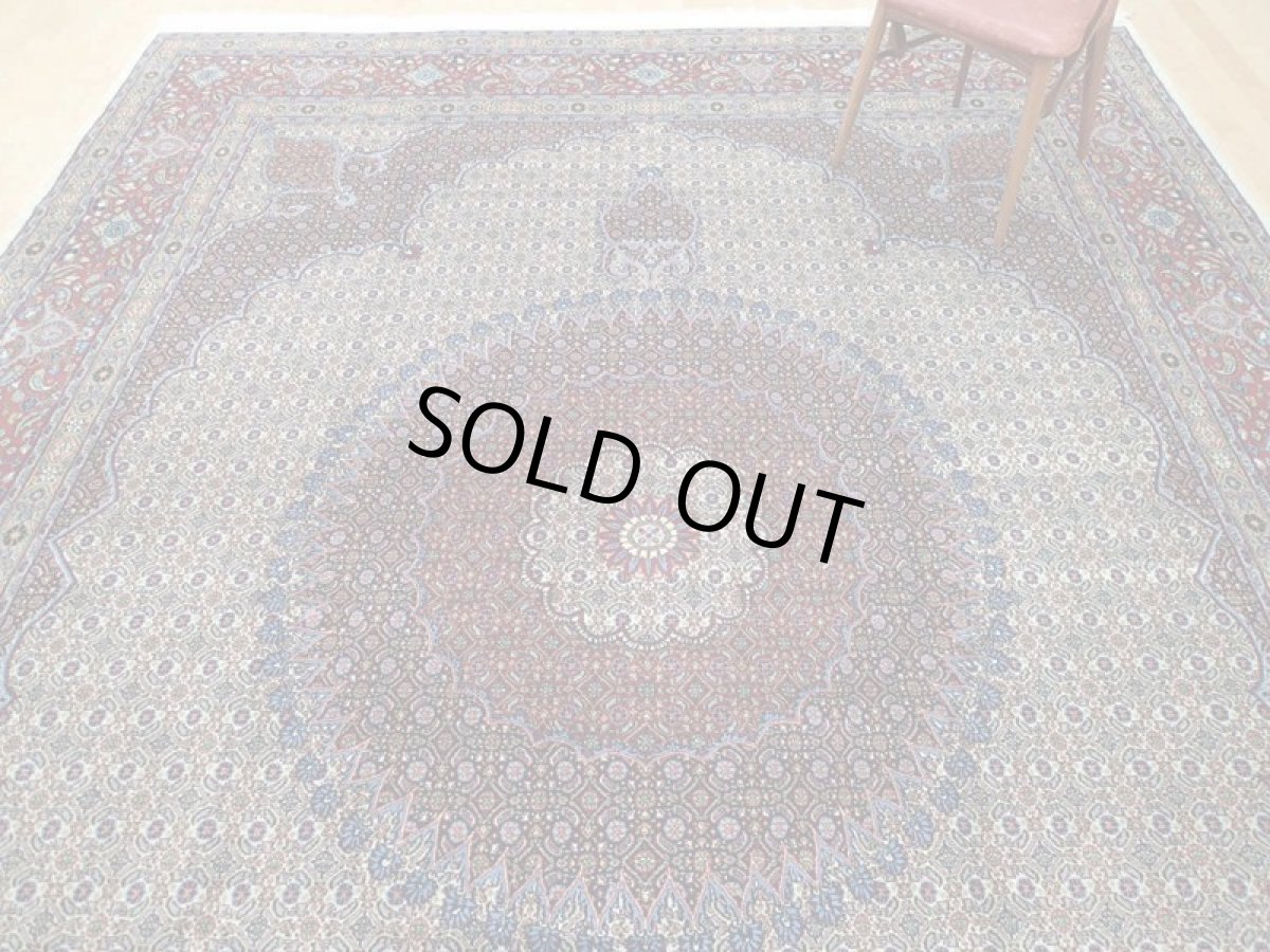 画像9: 新品 ペルシャ 絨毯 ムード 3.8m リビング ダイニング サイズ 388 x 290 cm 89 ウール シルク 手織り ラグ ハンドメイド カーペット 敷物 クリーム 紺 エンジ 弾力ある柔らかな毛足 10畳程度のお部屋にお勧め (9)