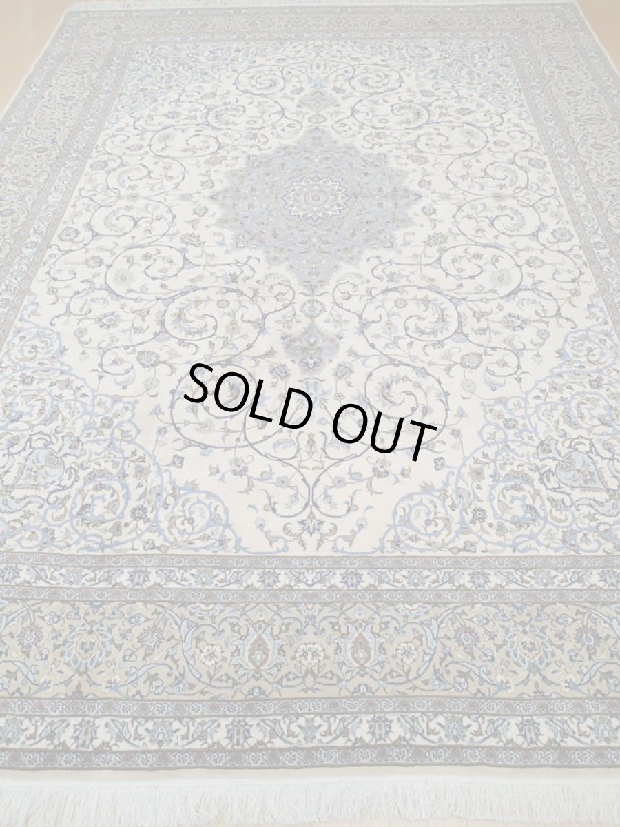 画像5: 美品 ペルシャ 絨毯 カシャーン 4m リビング ダイニング 大判 サイズ 400 x 350 cm 90 コルク ウール 手織り トライバル ラグ 天然 敷物 マット カーペット クリーム 茶 青 メダリオン 草木 花 柄 ヴィンテージ ビンテージ 10畳程度のお部屋にお勧め (5)