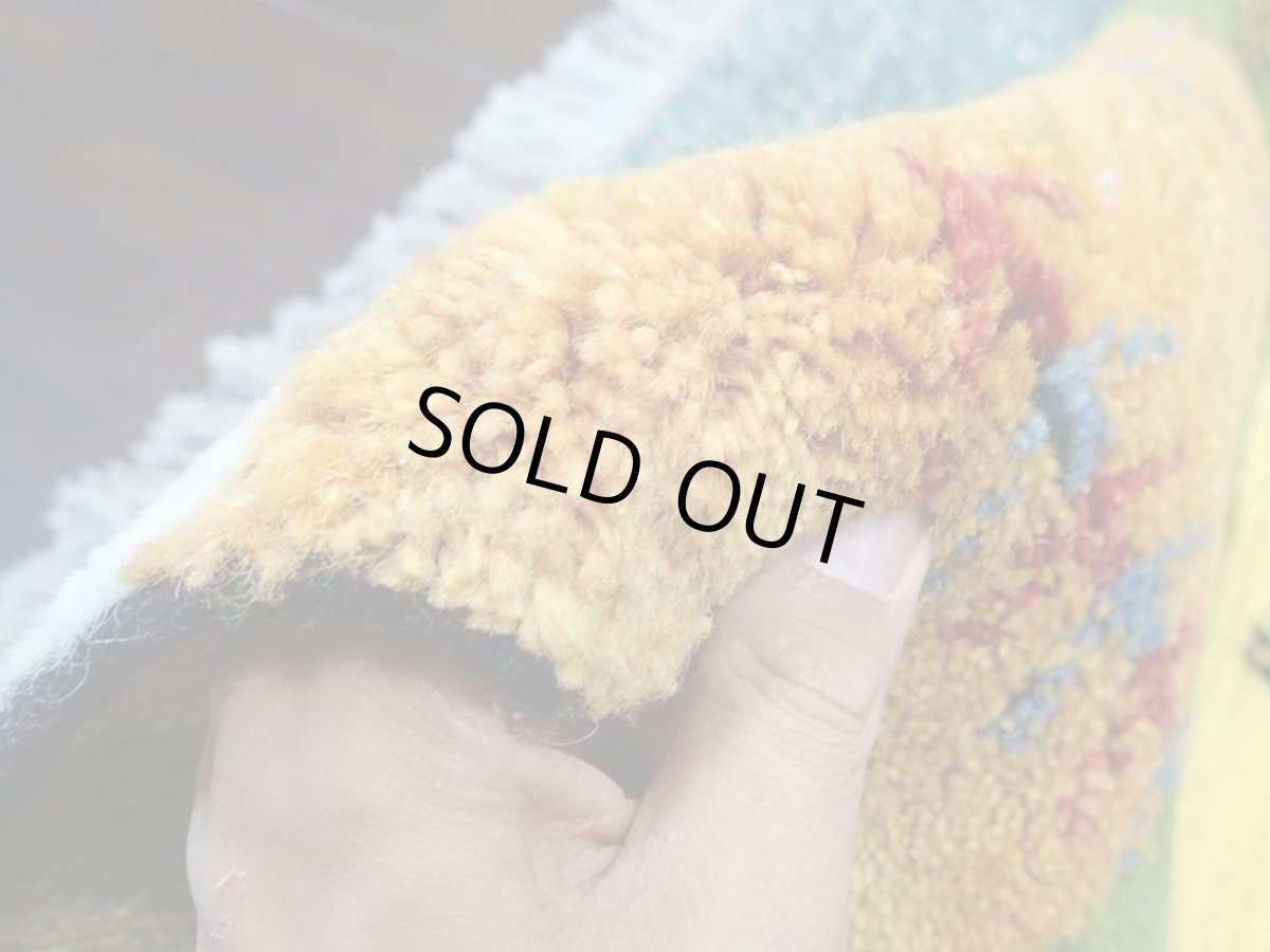 画像13: 新品 ペルシャ ギャッベ 1.3m アクセント サイズ 128 x 92 cm f182 ハンドメイド ギャベ 手織り トライバル ラグ 天然 ウール 敷物 マット カーペット クリーム　緑 オレンジ 青 藍 黄 風景 子供部屋や玄関マットにも (13)