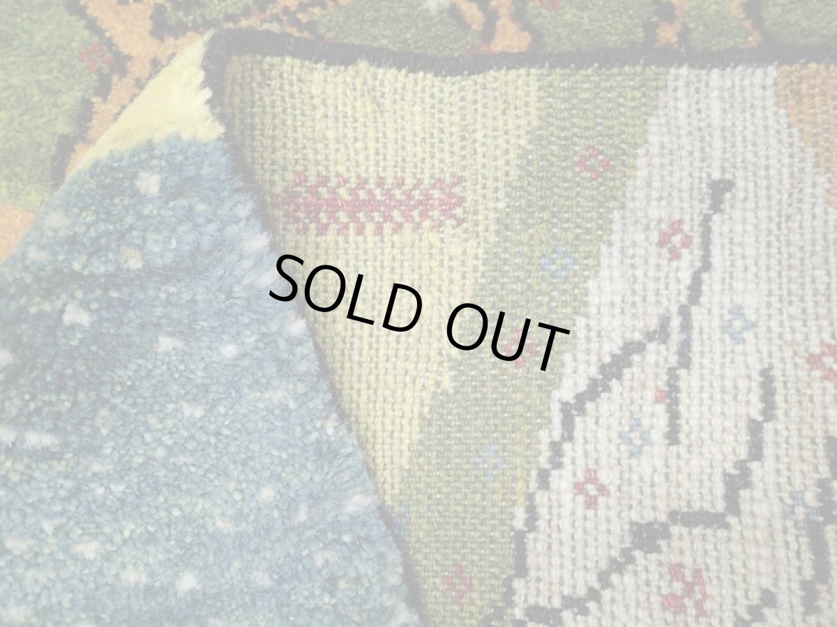 画像12: 新品 ペルシャ ギャッベ 1.3m アクセント サイズ 128 x 92 cm f182 ハンドメイド ギャベ 手織り トライバル ラグ 天然 ウール 敷物 マット カーペット クリーム　緑 オレンジ 青 藍 黄 風景 子供部屋や玄関マットにも (12)