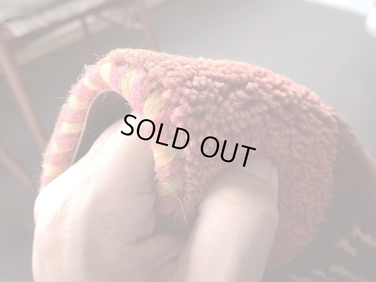 画像13: 新品 ペルシャ ギャッベ 玄関 マット サイズ 87 x 57 cm G67 ハンドメイド ギャベ 手織り トライバル ラグ 天然 ウール 敷物 カーペット 鹿 動物 生命の木 エンジ ワインレッド 子供部屋や玄関ドアマットのアクセントに (13)