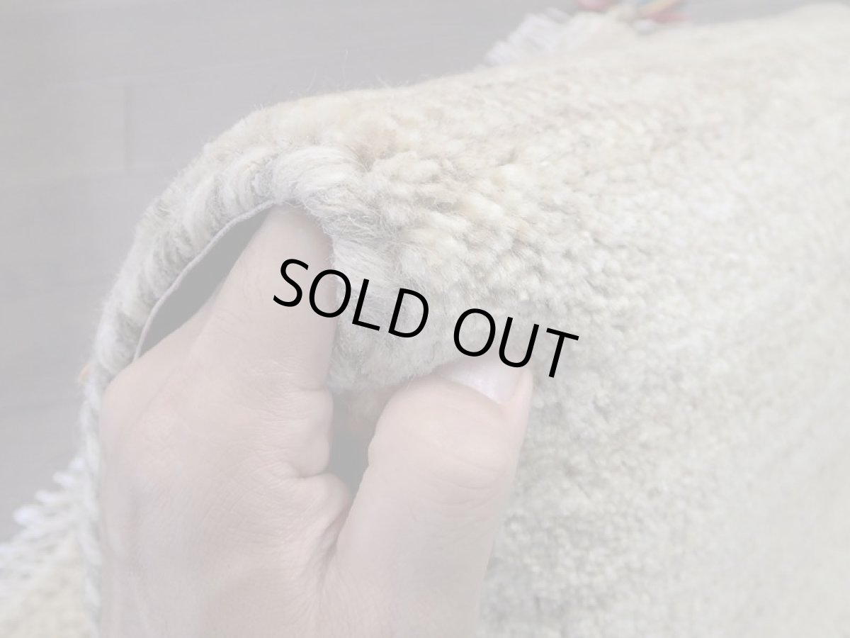 画像12: 新品 ペルシャ ギャッベ 玄関 マット 90cm サイズ 90 x 55 cm C81 肉厚 ウール ハンドメイド ギャベ 手織り トライバル ラグ 天然 敷物 カーペット 鹿 動物 生命の木 クリーム 子供部屋や玄関ドアマットのアクセントに (12)