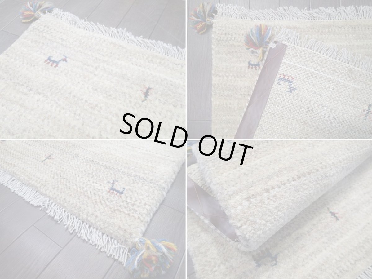 画像17: 新品 ペルシャ ギャッベ 玄関 マット 90cm サイズ 90 x 55 cm C81 肉厚 ウール ハンドメイド ギャベ 手織り トライバル ラグ 天然 敷物 カーペット 鹿 動物 生命の木 クリーム 子供部屋や玄関ドアマットのアクセントに (17)