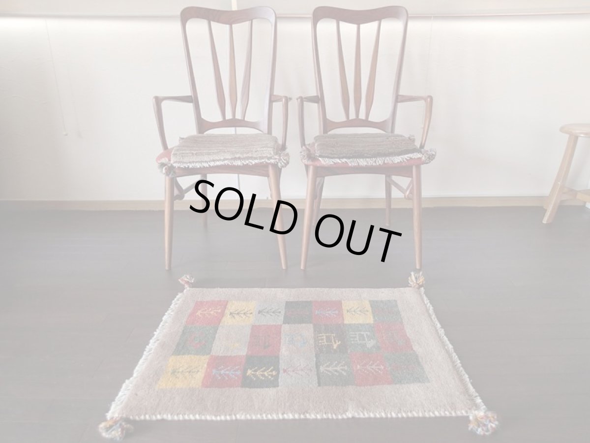 画像5: 新品 ペルシャ ギャッベ 玄関 マット 90cm サイズ 84 x 59 cm G68 ハンドメイド ギャベ 手織り トライバル ラグ 天然 ウール 敷物 カーペット 鹿 動物 生命の木 茶 マルチカラー 子供部屋や玄関ドアマットのアクセントに (5)