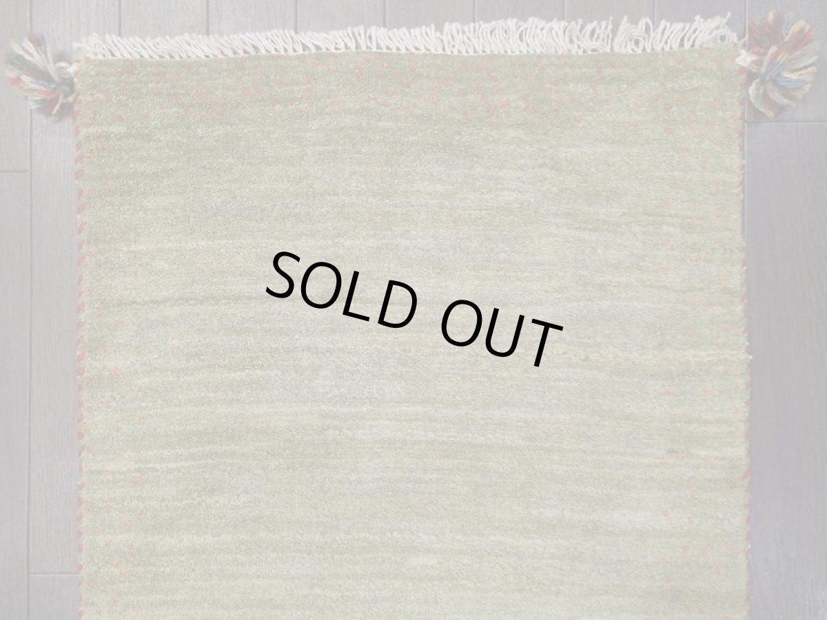 画像6: 新品 ペルシャ ギャッベ 玄関 マット 90cm サイズ 89 x 56 cm No.C72 肉厚 ウール ハンドメイド ギャベ 手織り トライバル ラグ 天然 敷物 カーペット 緑 オレンジ ドット 玄関ドアマットのアクセントに n-c72-089056sa001 (6)