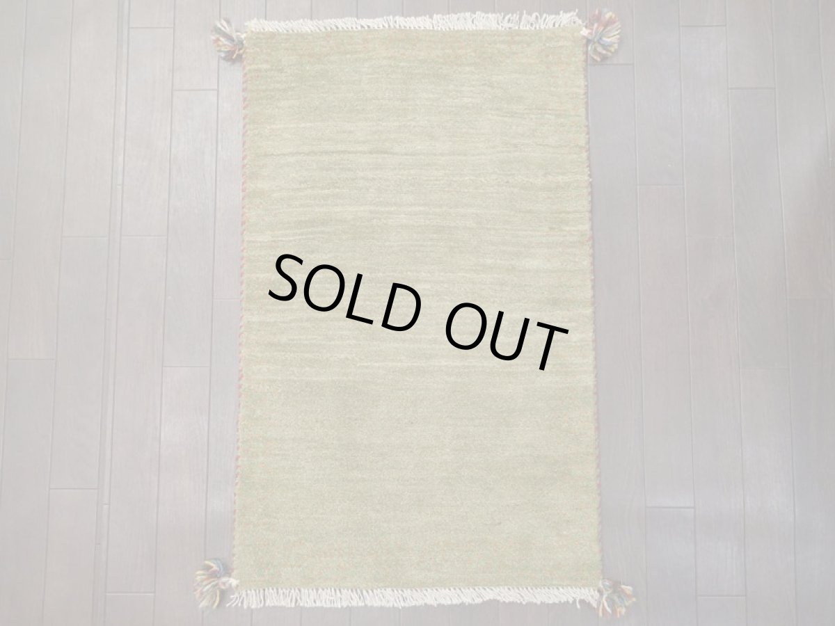 画像2: 新品 ペルシャ ギャッベ 玄関 マット 90cm サイズ 89 x 56 cm No.C72 肉厚 ウール ハンドメイド ギャベ 手織り トライバル ラグ 天然 敷物 カーペット 緑 オレンジ ドット 玄関ドアマットのアクセントに n-c72-089056sa001 (2)