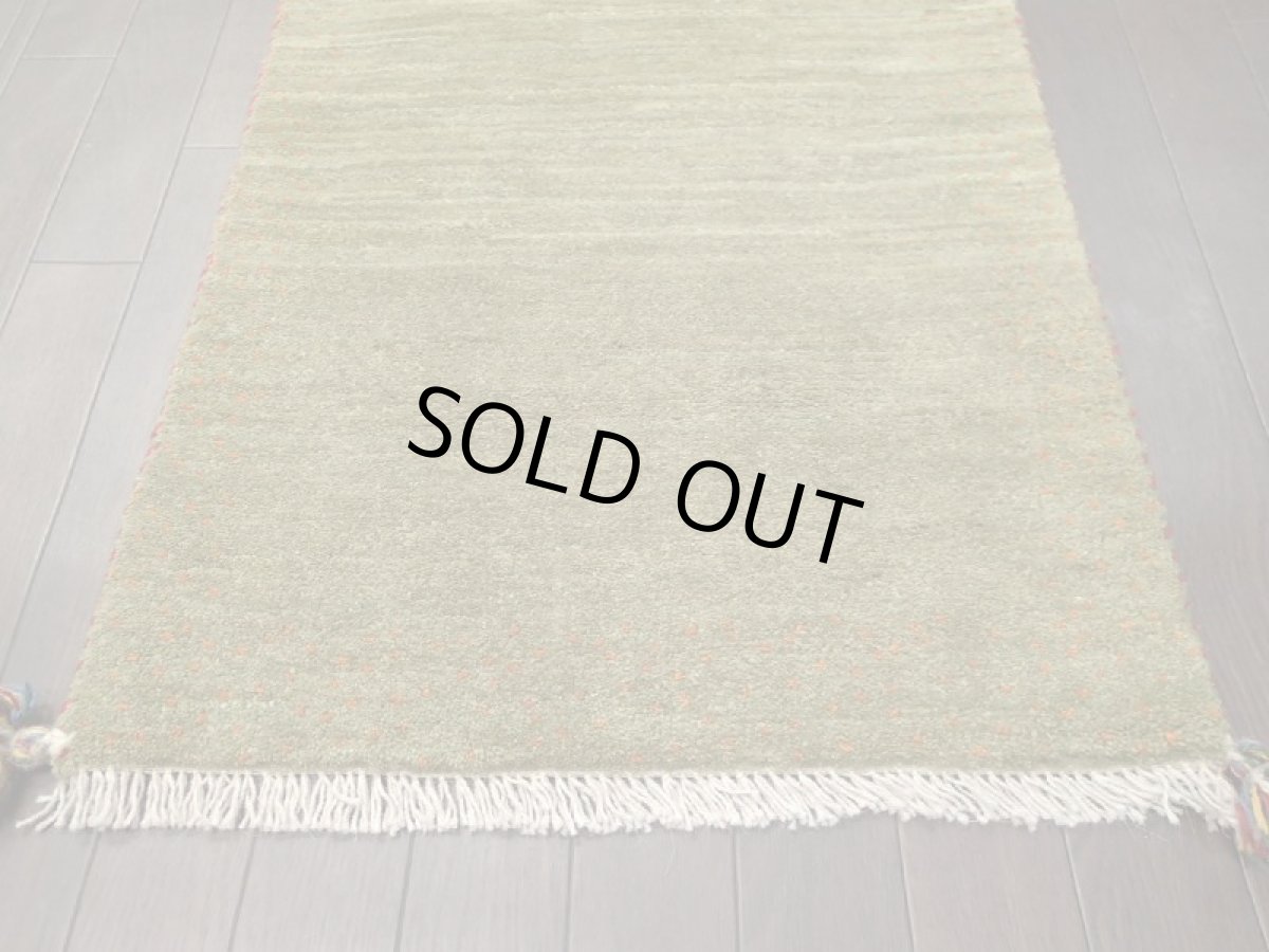 画像8: 新品 ペルシャ ギャッベ 玄関 マット 90cm サイズ 89 x 56 cm No.C72 肉厚 ウール ハンドメイド ギャベ 手織り トライバル ラグ 天然 敷物 カーペット 緑 オレンジ ドット 玄関ドアマットのアクセントに n-c72-089056sa001 (8)