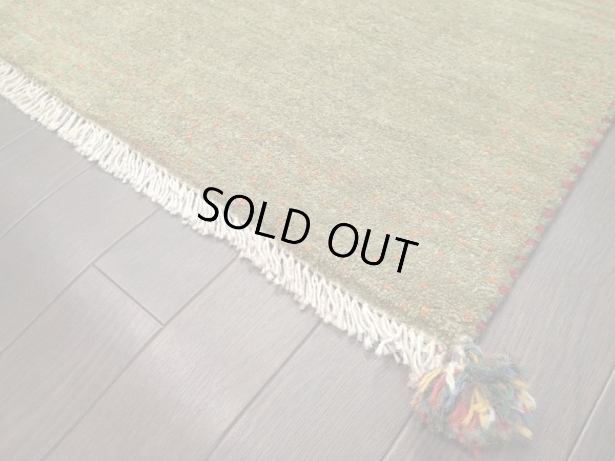 画像10: 新品 ペルシャ ギャッベ 玄関 マット 90cm サイズ 89 x 56 cm No.C72 肉厚 ウール ハンドメイド ギャベ 手織り トライバル ラグ 天然 敷物 カーペット 緑 オレンジ ドット 玄関ドアマットのアクセントに n-c72-089056sa001 (10)