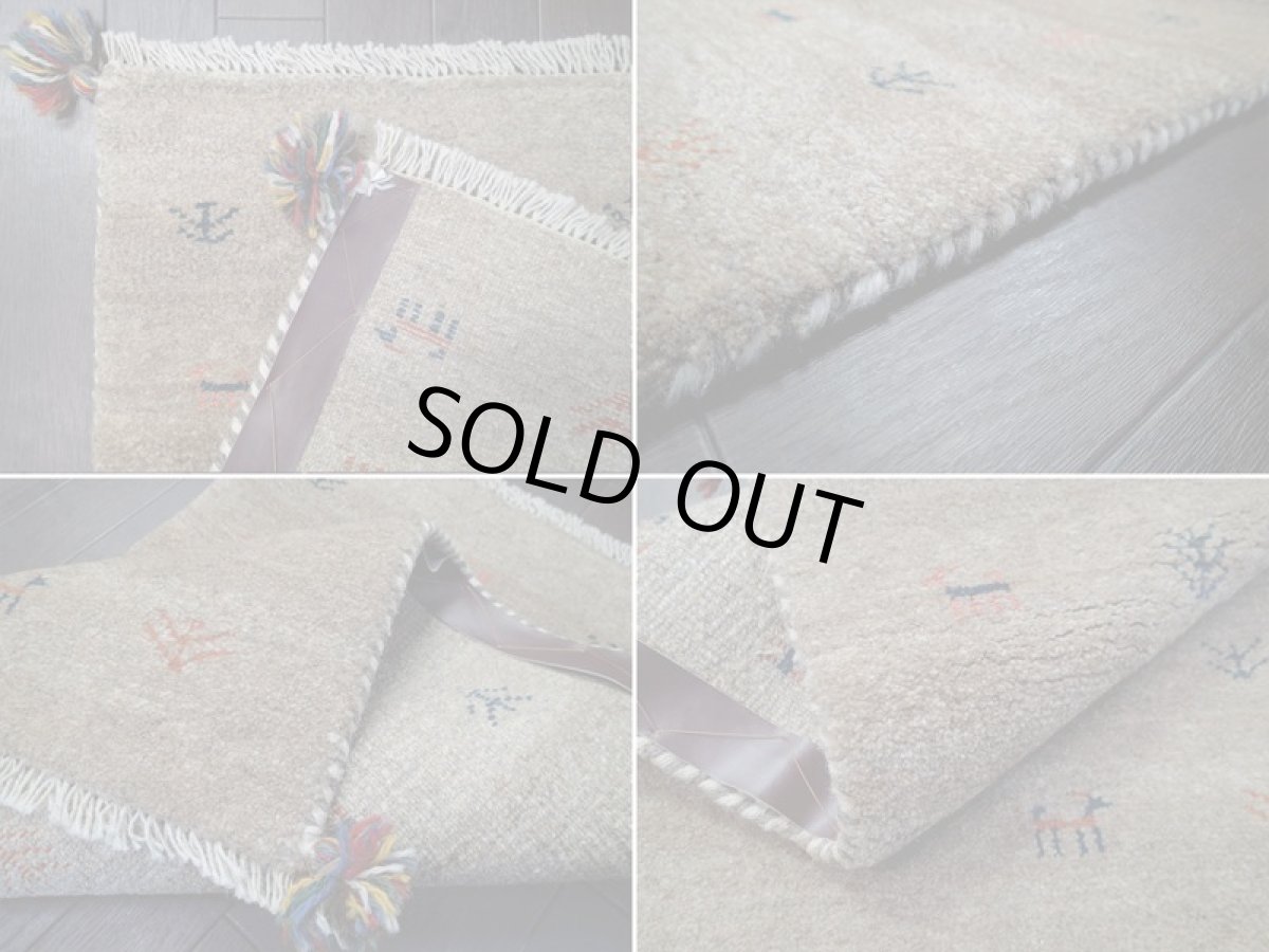 画像18: 新品 ペルシャ ギャッベ 玄関 マット 90cm サイズ 82 x 58 cm C85 肉厚 ウール ハンドメイド ギャベ 手織り トライバル ラグ 天然 敷物 カーペット 茶 鹿 生命の木 玄関ドアマットのアクセントに (18)