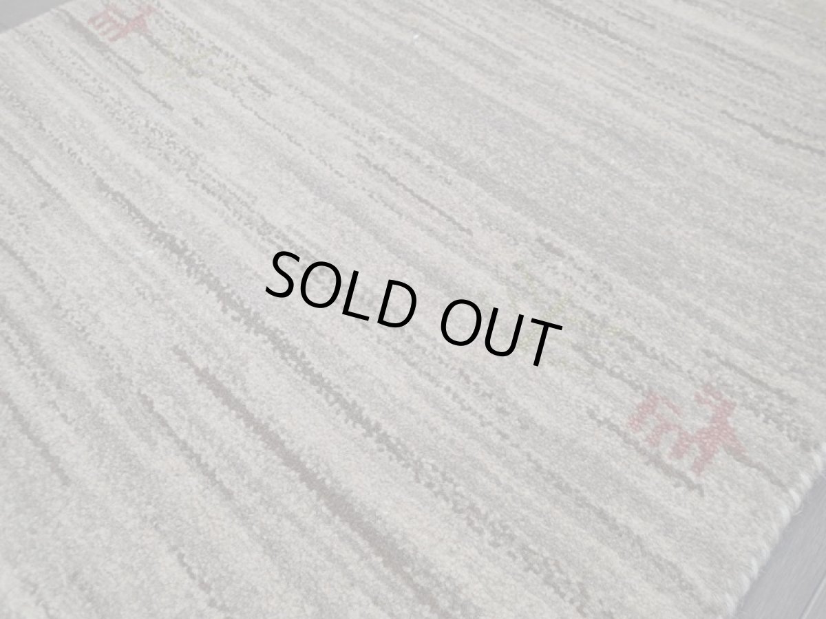 画像10: 新品 ペルシャ ギャッベ 玄関 マット 90cm サイズ 91 x 61 cm C86 肉厚 ウール ハンドメイド ギャベ 手織り トライバル ラグ 天然 敷物 カーペット 灰 鹿 生命の木 玄関ドアマットのアクセントに n-c86-091061sa001 (10)