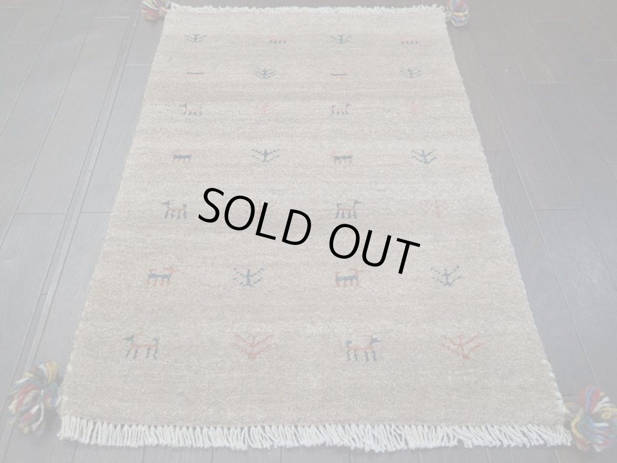 画像9: 新品 ペルシャ ギャッベ 玄関 マット 90cm サイズ 82 x 58 cm C85 肉厚 ウール ハンドメイド ギャベ 手織り トライバル ラグ 天然 敷物 カーペット 茶 鹿 生命の木 玄関ドアマットのアクセントに (9)