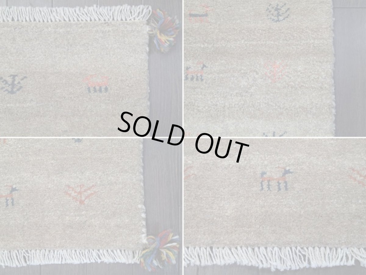 画像19: 新品 ペルシャ ギャッベ 玄関 マット 90cm サイズ 82 x 58 cm C85 肉厚 ウール ハンドメイド ギャベ 手織り トライバル ラグ 天然 敷物 カーペット 茶 鹿 生命の木 玄関ドアマットのアクセントに (19)