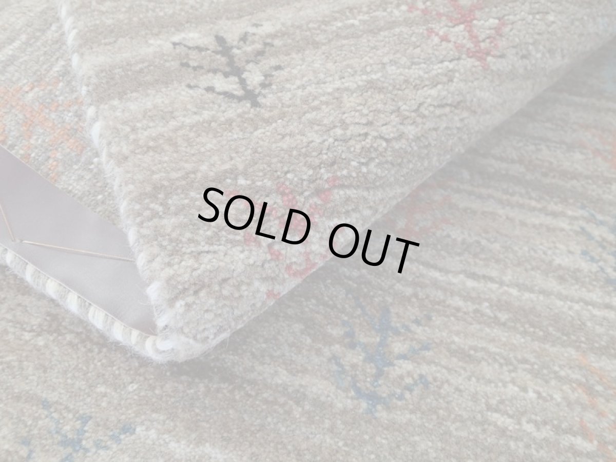 画像13: 新品 ペルシャ ギャッベ 玄関 マット 90cm サイズ 87 x 60 cm C97 肉厚 ウール ハンドメイド ギャベ 手織り トライバル ラグ 天然 敷物 カーペット 茶 灰 マルチカラー 生命の木 玄関ドアマットのアクセントに (13)