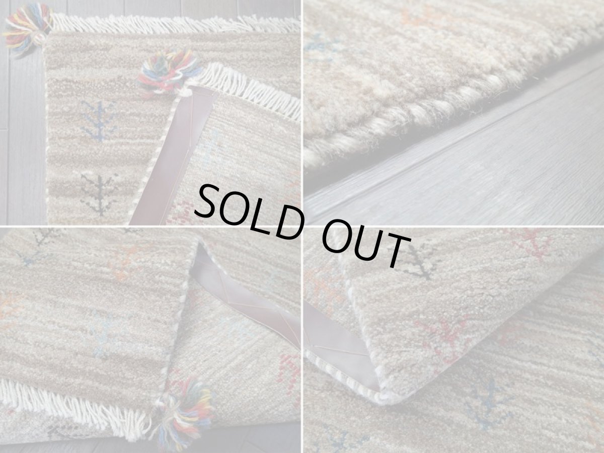 画像19: 新品 ペルシャ ギャッベ 玄関 マット 90cm サイズ 87 x 60 cm C97 肉厚 ウール ハンドメイド ギャベ 手織り トライバル ラグ 天然 敷物 カーペット 茶 灰 マルチカラー 生命の木 玄関ドアマットのアクセントに (19)