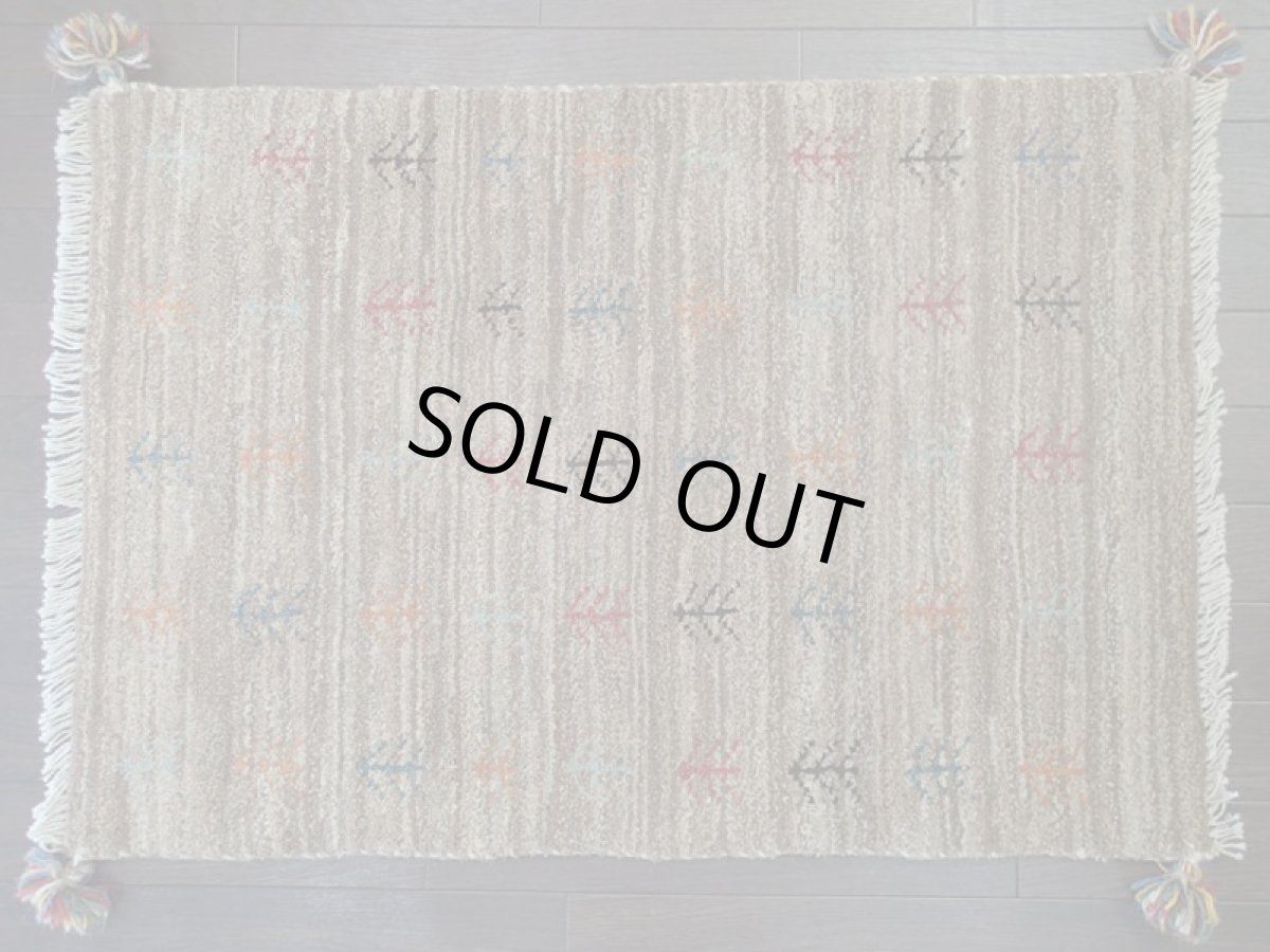 画像3: 新品 ペルシャ ギャッベ 玄関 マット 90cm サイズ 87 x 60 cm C97 肉厚 ウール ハンドメイド ギャベ 手織り トライバル ラグ 天然 敷物 カーペット 茶 灰 マルチカラー 生命の木 玄関ドアマットのアクセントに (3)