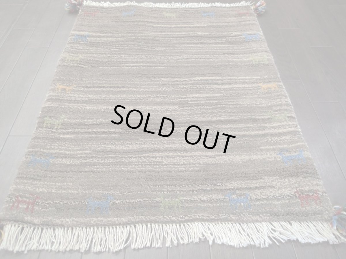 画像6: 新品 ペルシャ ギャッベ 玄関 マット 90cm サイズ 80 x 64 cm C99 肉厚 ウール ハンドメイド ギャベ 手織り トライバル ラグ 天然 敷物 カーペット 茶 灰 マルチカラー 鹿 玄関ドアマットのアクセントに (6)