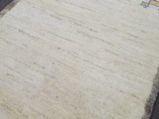 画像10: 新品 ペルシャ ギャッベ 玄関 マット 90cm サイズ 91 x 61 cm C104 肉厚 ウール ハンドメイド ギャベ 手織り トライバル ラグ 天然 敷物 カーペット クリーム 灰 動物 生命の樹 玄関ドアマットのアクセントに (10)