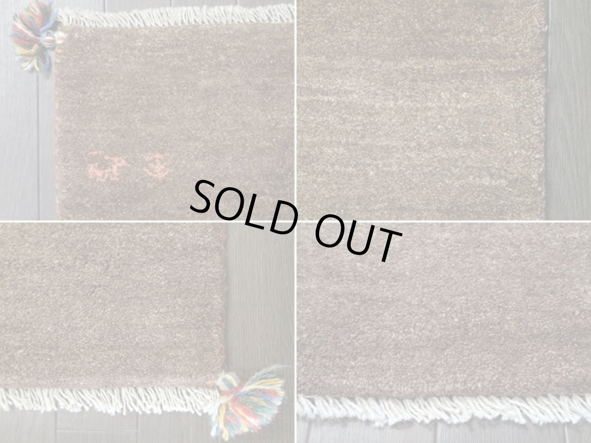 画像18: 新品 ペルシャ ギャッベ 玄関 マット 90cm サイズ 86 x 59 cm C95 肉厚 ウール ハンドメイド ギャベ 手織り トライバル ラグ 天然 敷物 カーペット 茶 オレンジ 鹿 生命の木 玄関ドアマットのアクセントに (18)