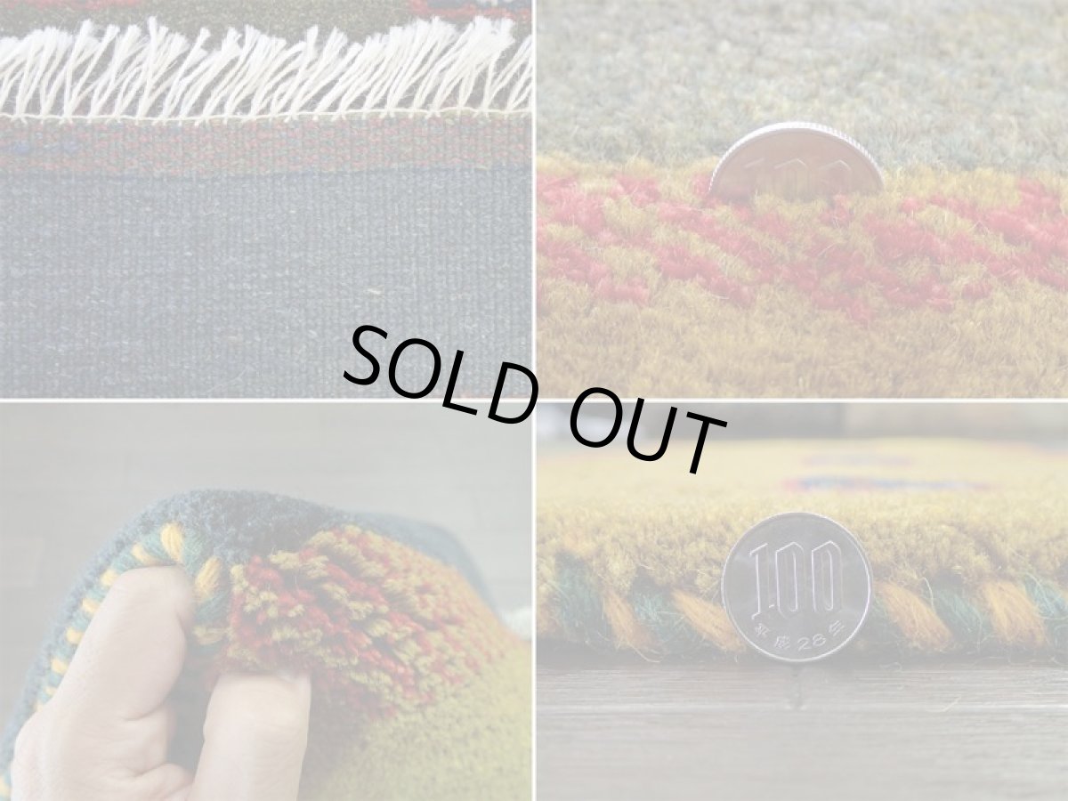 画像20: 新品 ペルシャ ギャッベ 玄関 マット 90cm サイズ 86 x 58 cm C112 肉厚 ウール ハンドメイド ギャベ 手織り トライバル ラグ 天然 敷物 カーペット 藍 紺 黄土色 緑 動物 生命の樹 玄関ドアマットのアクセントに (20)