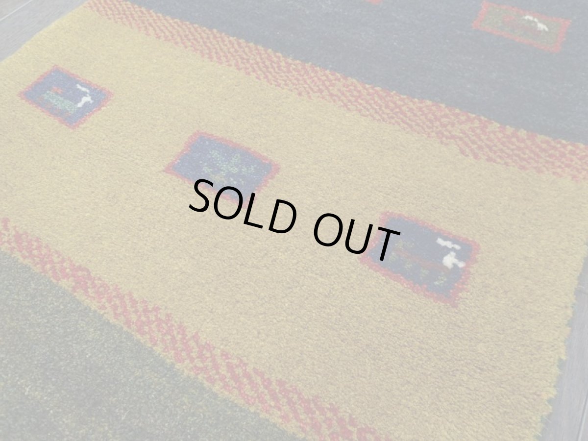 画像12: 新品 ペルシャ ギャッベ 玄関 マット 90cm サイズ 86 x 58 cm C112 肉厚 ウール ハンドメイド ギャベ 手織り トライバル ラグ 天然 敷物 カーペット 藍 紺 黄土色 緑 動物 生命の樹 玄関ドアマットのアクセントに (12)