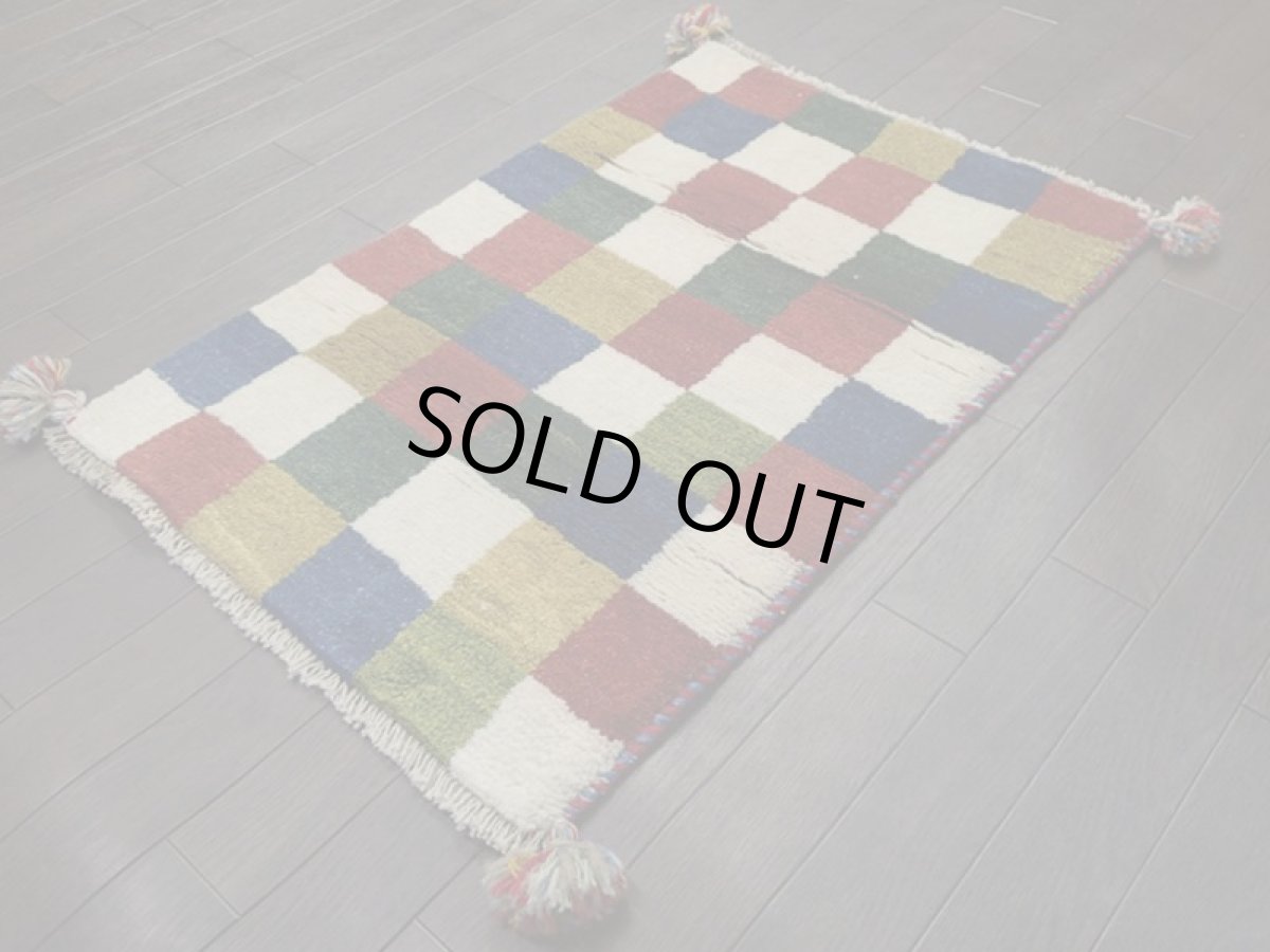 画像4: 新品 ペルシャ ギャッベ 玄関 マット 90cm サイズ 80 x 56 cm 200 肉厚 ウール ハンドメイド ギャベ 手織り トライバル ラグ 天然 敷物 カーペット マルチカラー ブロック 玄関ドアマットのアクセントに (4)