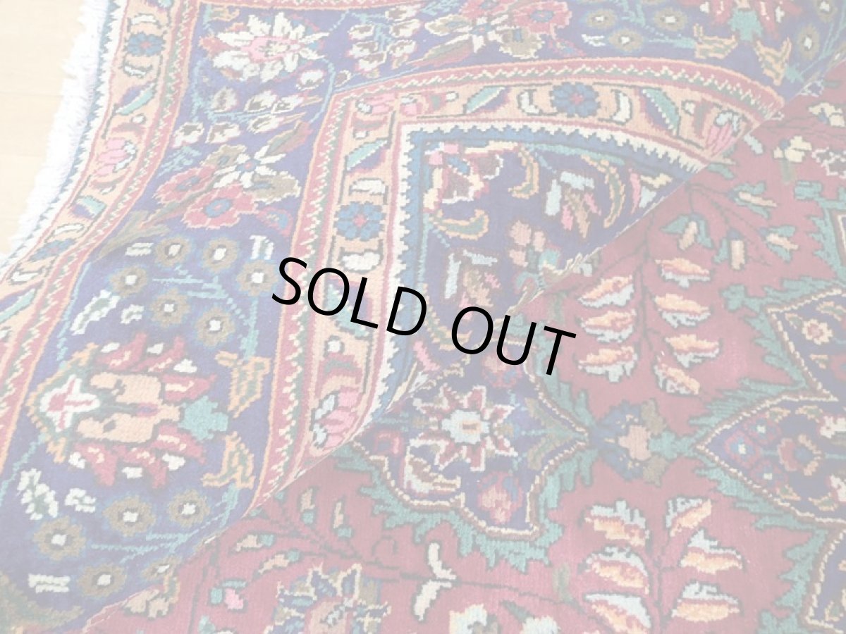 画像16: オールド ペルシャ 絨毯 タブリーズ リビング ダイニング 大判 3m 6畳 3人掛けソファ サイズ  300 x 205 cm z150 手織り トライバル ラグ 天然 ウール 敷物 マット カーペット 青 赤 メダリオン 草木 花 柄 ヴィンテージ ビンテージ OLD (16)