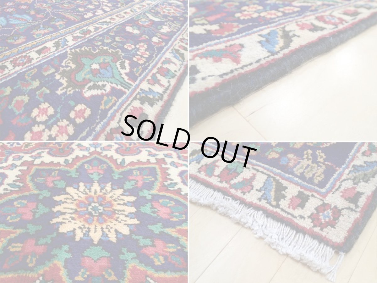 画像18: 良品 オールド ペルシャ 絨毯 タブリーズ リビング ダイニング 大判 3m 6畳 3人掛けソファ サイズ  305 x 205 cm z156 手織り トライバル ラグ 天然 ウール 敷物 マット カーペット 青 メダリオン 草木 花 柄 ヴィンテージ ビンテージ OLD (18)