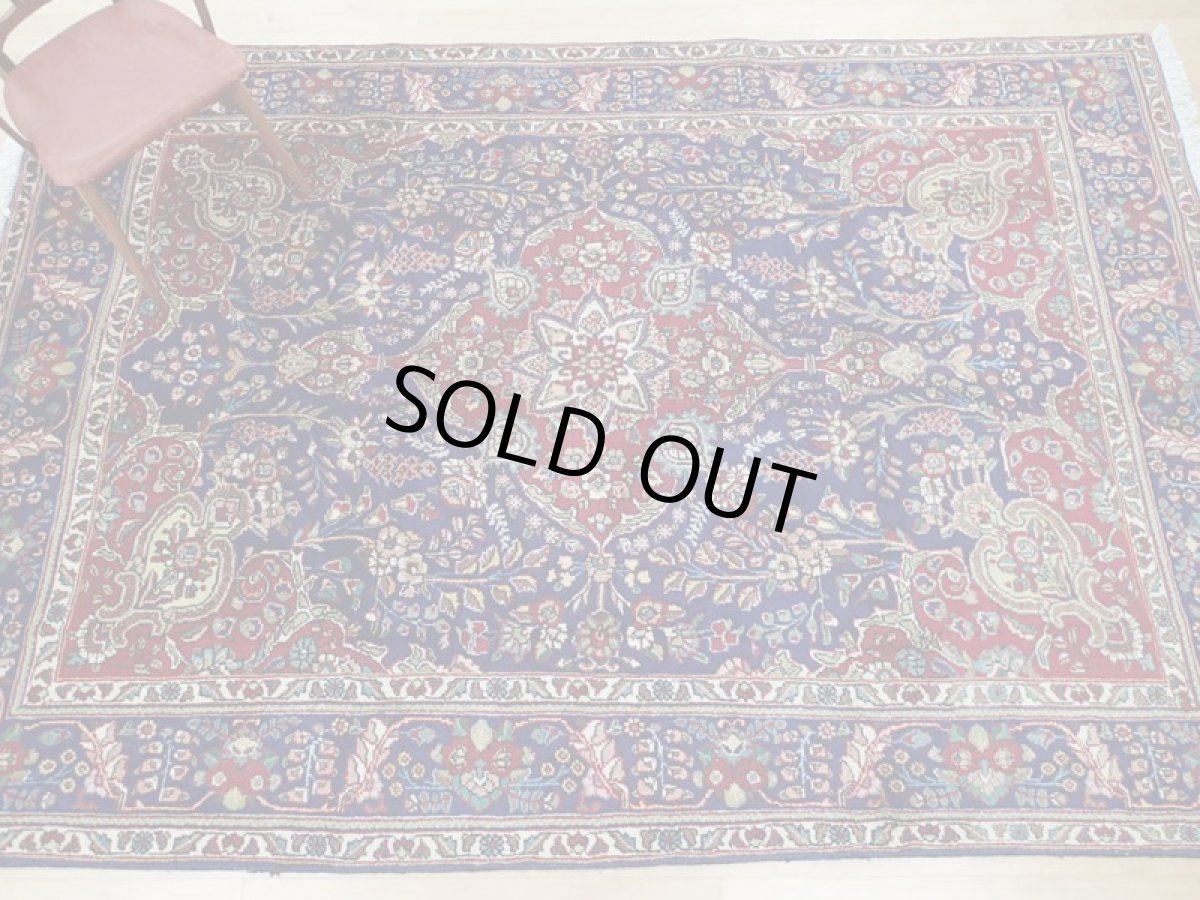 画像4: 良品 オールド ペルシャ 絨毯 タブリーズ リビング ダイニング 大判 3m 6畳 3人掛けソファ サイズ  302 x 209 cm z130 手織り トライバル ラグ 天然 ウール 敷物 マット カーペット 青 メダリオン 草木 花 柄 ヴィンテージ ビンテージ OLD (4)