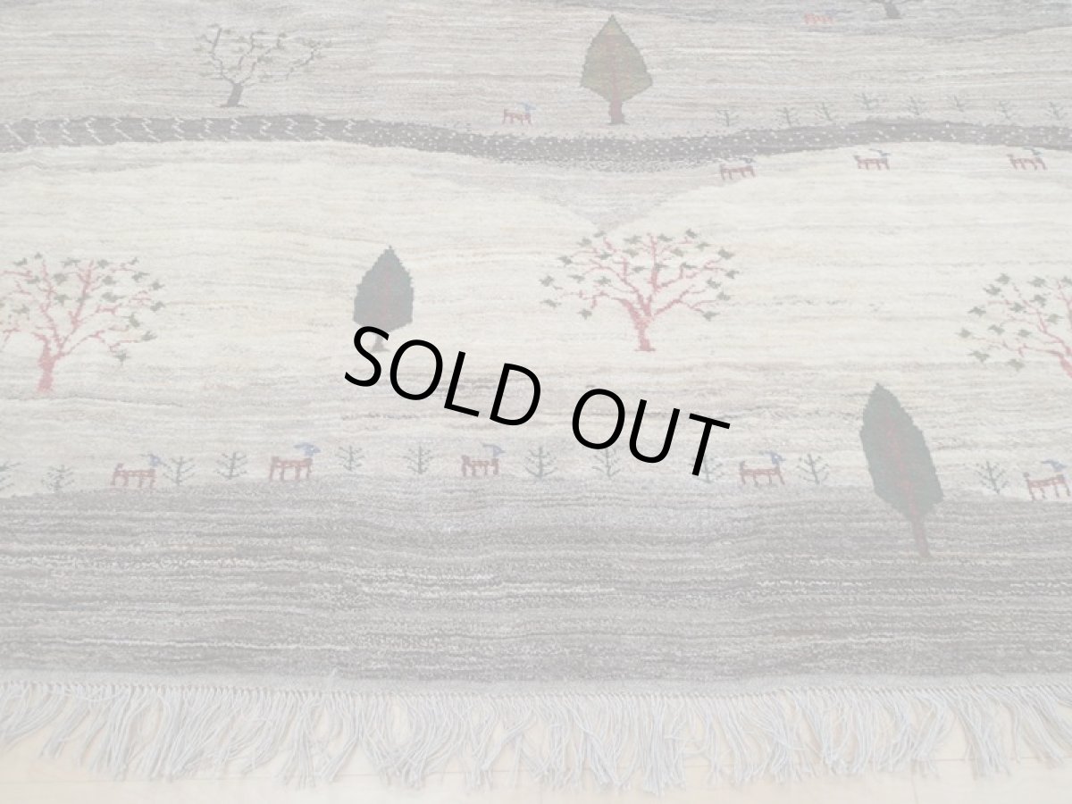 画像7: 新品 ペルシャ ギャッベ 2.5m リビング ダイニング 3帖 3人掛けソファ サイズ 250 x 210 cm n3 ハンドメイド ギャベ 手織り トライバル ラグ 天然 ウール 敷物 マット カーペット クリーム 茶 灰 動物 鹿 風景 (7)