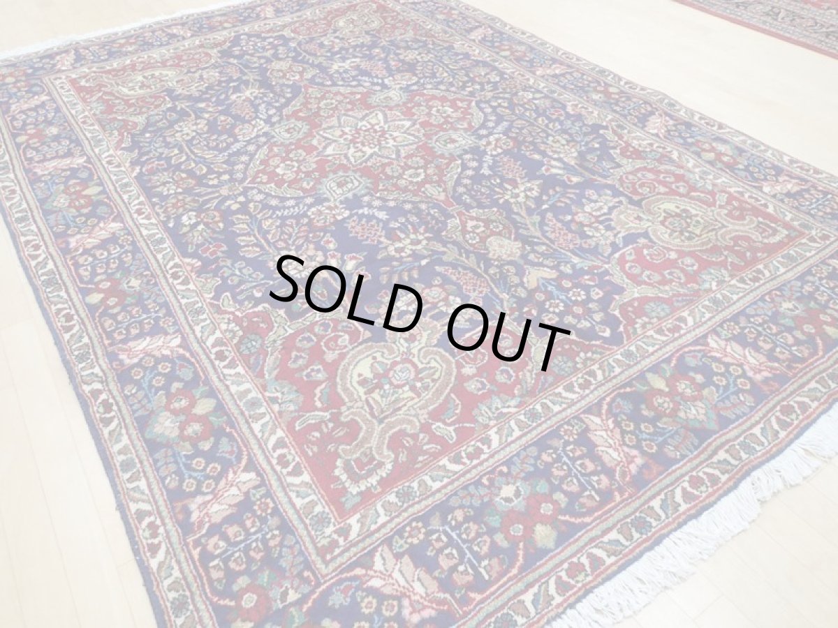 画像5: 良品 オールド ペルシャ 絨毯 タブリーズ リビング ダイニング 大判 3m 6畳 3人掛けソファ サイズ  302 x 209 cm z130 手織り トライバル ラグ 天然 ウール 敷物 マット カーペット 青 メダリオン 草木 花 柄 ヴィンテージ ビンテージ OLD (5)