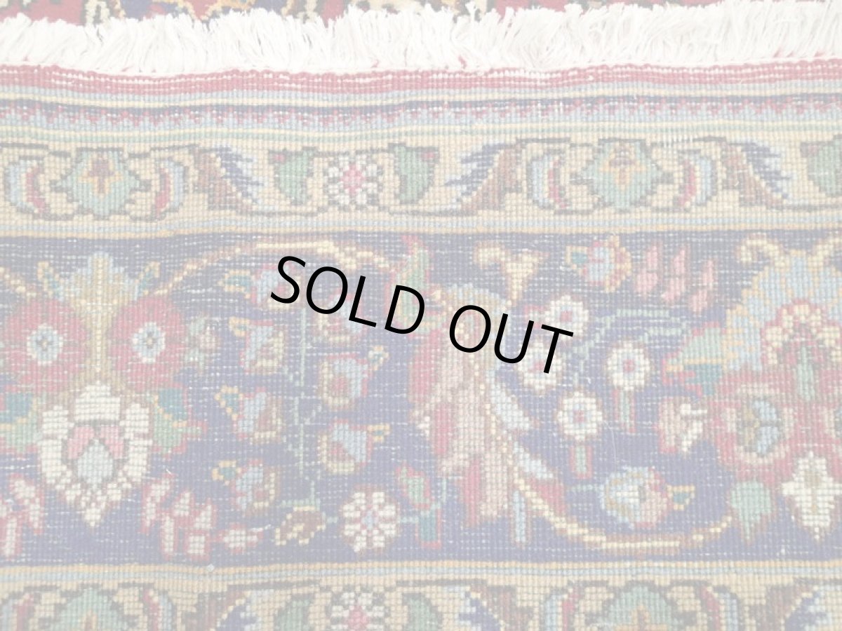 画像15: 良品 オールド ペルシャ 絨毯 タブリーズ リビング ダイニング 大判 3m 6畳 3人掛けソファ サイズ  310 x 205 cm z122 手織り トライバル ラグ 天然 ウール 敷物 マット カーペット 赤 メダリオン 草木 花 柄 ヴィンテージ ビンテージ OLD (15)