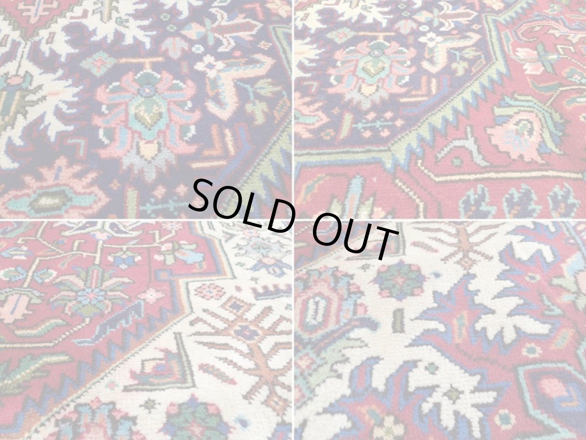 画像16: 良品 オールド ペルシャ 絨毯 タブリーズ リビング ダイニング 大判 3.5m 6畳 3人掛けソファ サイズ  340 x 245 cm z132 手織り トライバル ラグ 天然 ウール 敷物 マット カーペット 赤 メダリオン 草木 花 柄 ヴィンテージ ビンテージ OLD (16)