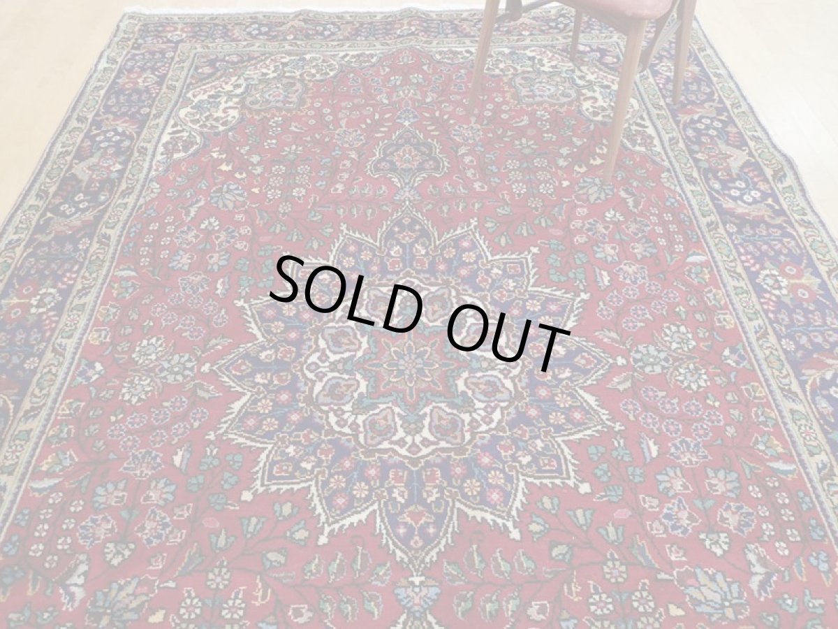 画像6: 良品 オールド ペルシャ 絨毯 タブリーズ リビング ダイニング 大判 3m 6畳 3人掛けソファ サイズ  310 x 205 cm z122 手織り トライバル ラグ 天然 ウール 敷物 マット カーペット 赤 メダリオン 草木 花 柄 ヴィンテージ ビンテージ OLD (6)