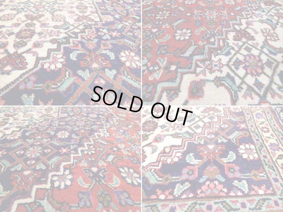 画像16: 良品 オールド ペルシャ 絨毯 タブリーズ リビング ダイニング 大判 3.7m 6〜8畳 3人掛けソファ サイズ  365 x 253 cm z139 手織り トライバル ラグ 天然 ウール 敷物 マット カーペット 紺 オレンジ 生成り メダリオン マヒ 柄 ヴィンテージ ビンテージ OLD (16)