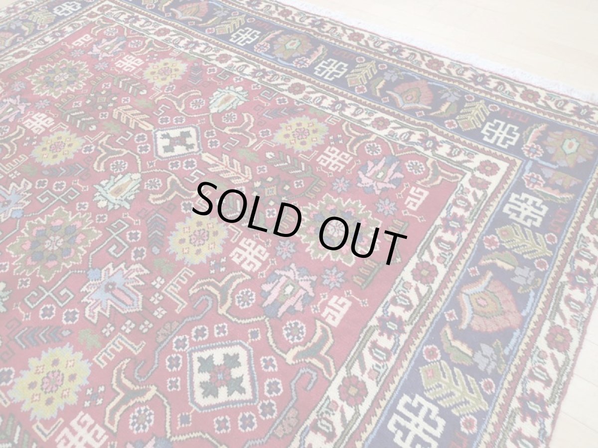 画像10: 良品 オールド ペルシャ 絨毯 タブリーズ リビング ダイニング 大判 3m 6畳 3人掛けソファ サイズ  297 x 205 cm z128 手織り トライバル ラグ 天然 ウール 敷物 マット カーペット 赤 メダリオン 草木 花 柄 ヴィンテージ ビンテージ OLD (10)