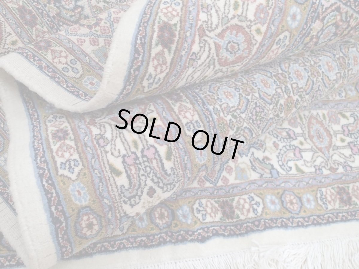 画像20: 新品 ペルシャ 絨毯 ビジャー(ムード) リビング センター サイズ 2m 6畳 2人掛け ソファ サイズ 200 x 147 cm z106 ウール シルク 天然 手織り トライバル ラグ 敷物 マット カーペット クリーム メダリオン マヒ 柄 ベッドサイドにもおすすめのサイズ (20)