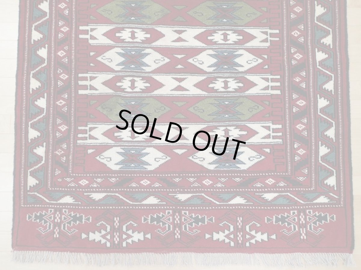 画像8: 新品 ペルシャ 絨毯 トルクメン リビング センター サイズ 2m 6畳 2人掛け ソファ サイズ 190 x 130 cm z180 ウール 天然 手織り トライバル ラグ 敷物 マット カーペット クリーム 民族 柄 ベッドサイドにもおすすめのサイズ (8)