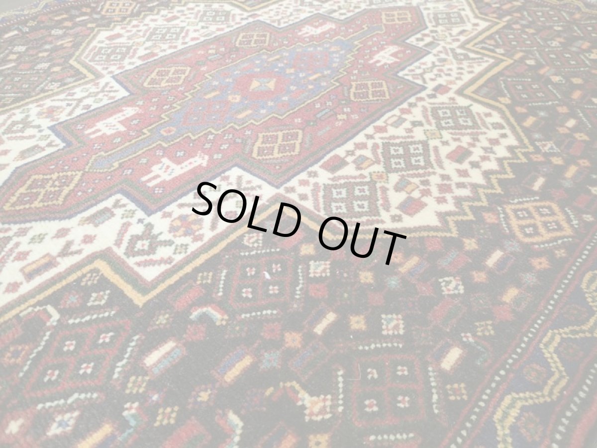 画像8: 新品 ペルシャ 絨毯 ハマダン 玄関 ドア マット サイズ 96 x 80 cm 13 ウール 天然 手織り トライバル ラグ 敷物 カーペット ブラック ネイビー 生成り 民族 動物 柄 (8)