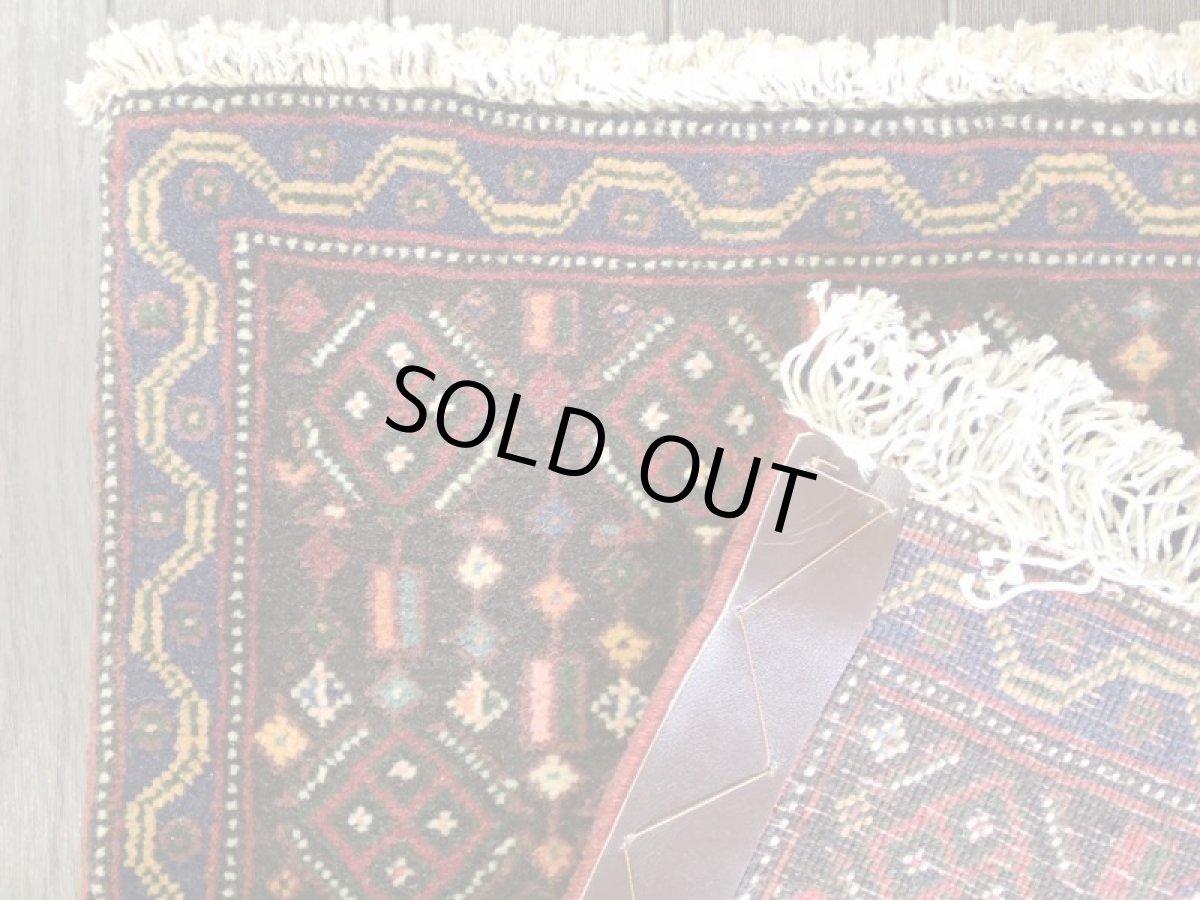 画像17: 新品 ペルシャ 絨毯 ハマダン 玄関 ドア マット サイズ 96 x 80 cm 13 ウール 天然 手織り トライバル ラグ 敷物 カーペット ブラック ネイビー 生成り 民族 動物 柄 (17)