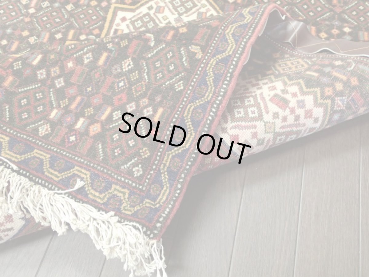 画像18: 新品 ペルシャ 絨毯 ハマダン 玄関 ドア マット サイズ 96 x 80 cm 13 ウール 天然 手織り トライバル ラグ 敷物 カーペット ブラック ネイビー 生成り 民族 動物 柄 (18)