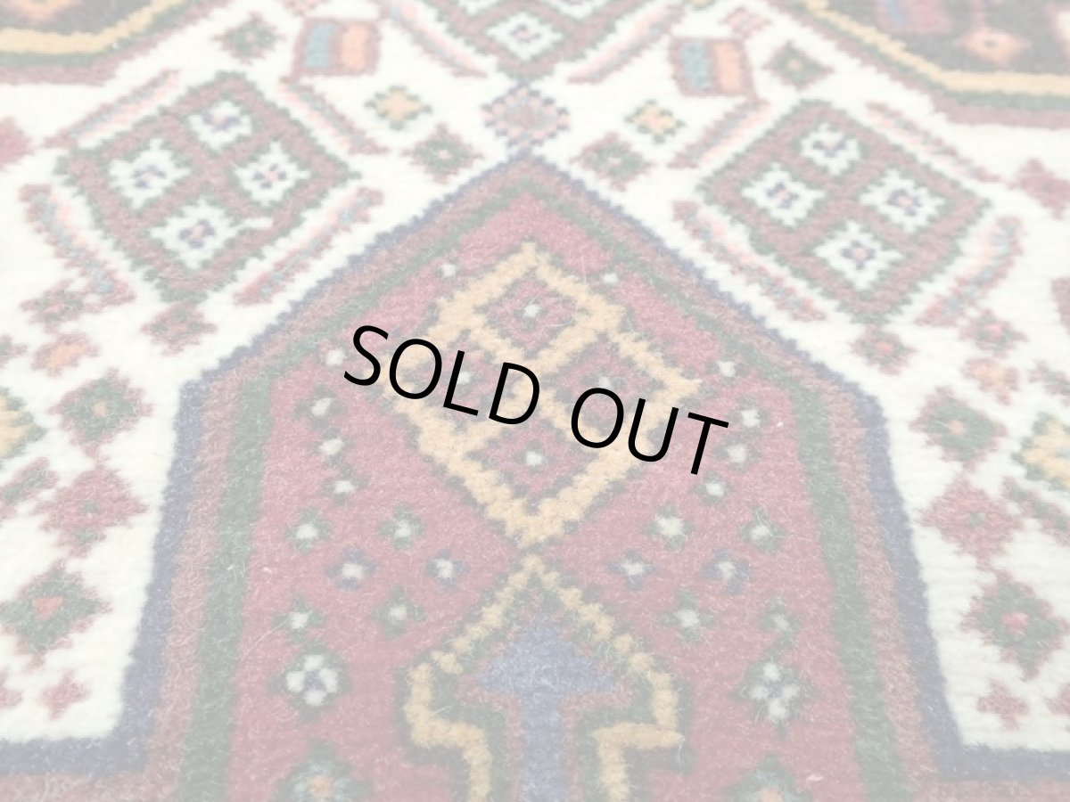 画像15: 新品 ペルシャ 絨毯 ハマダン 玄関 ドア マット サイズ 96 x 80 cm 13 ウール 天然 手織り トライバル ラグ 敷物 カーペット ブラック ネイビー 生成り 民族 動物 柄 (15)