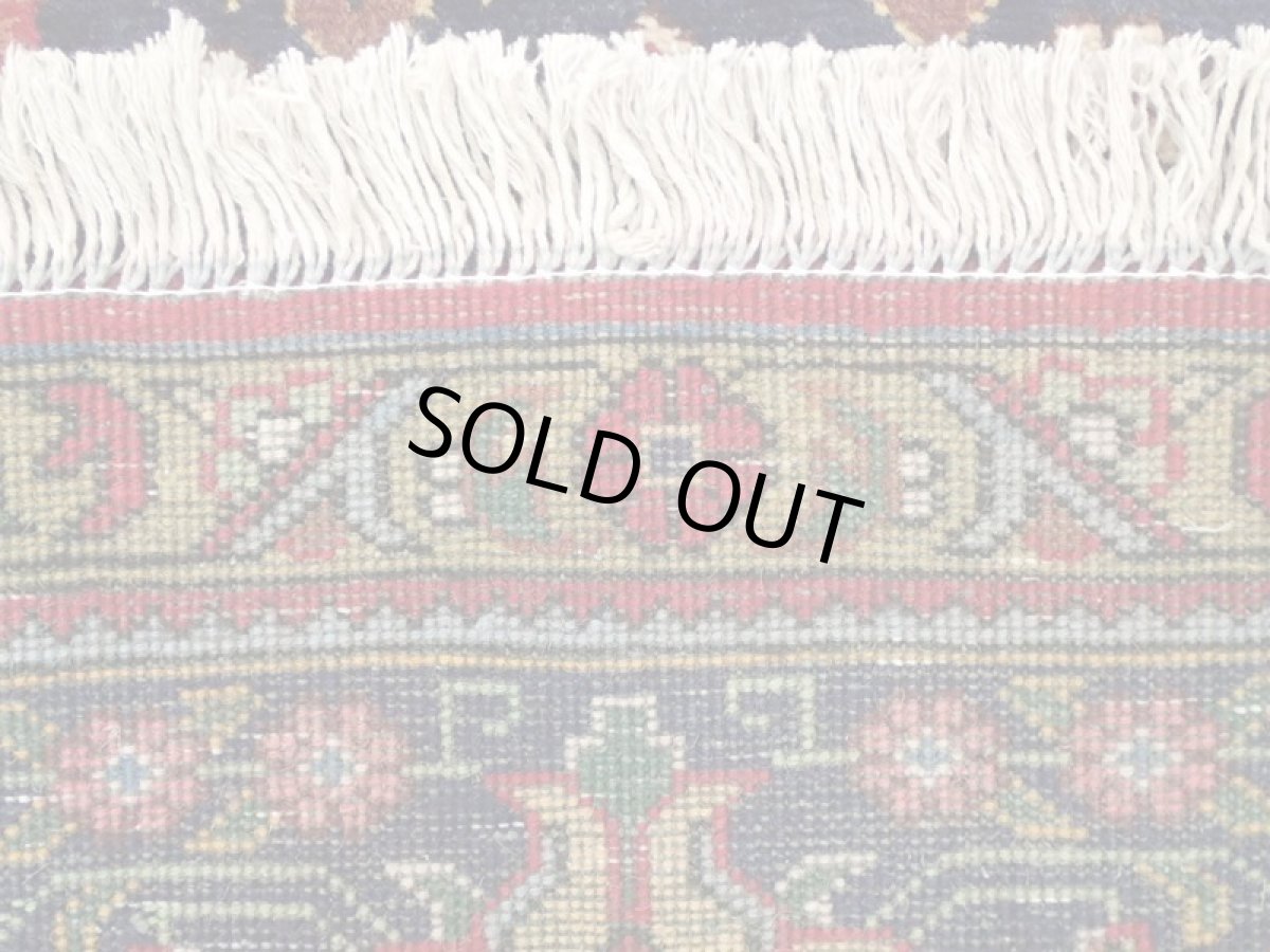 画像18: 良品 オールド ペルシャ 絨毯 タブリーズ リビング ダイニング 大判 4m 10畳 3人掛け コーナーソファ サイズ  387 x 285 cm z101 手織り トライバル ラグ 天然 ウール 敷物 マット カーペット 赤 メダリオン 草木 花 柄 ヴィンテージ ビンテージ OLD (18)