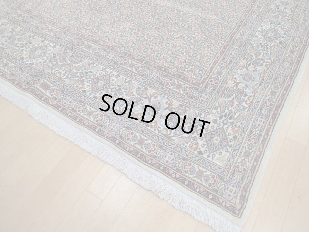 画像12: 新品 ペルシャ 絨毯 ビジャー(ムード) リビング ダイニング サイズ 3m 3畳 3人掛け ソファ サイズ 300 x 192 cm z131 ウール シルク 天然 手織り トライバル ラグ 敷物 マット カーペット クリーム マヒ 柄 (12)